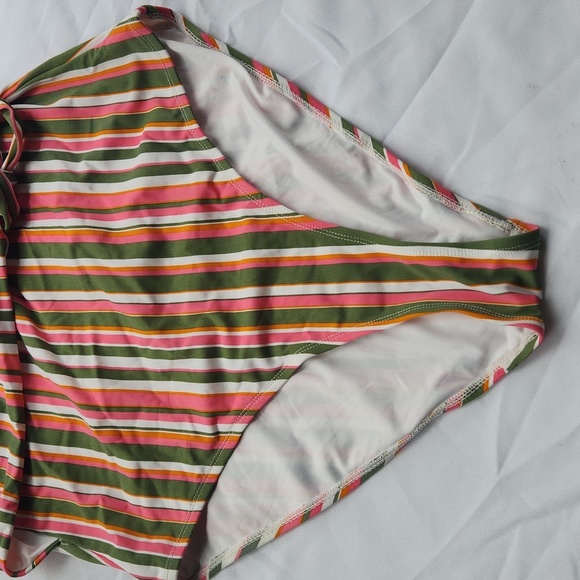 Striped Halter One-Piece Swimsuit - Picture 3 of 5